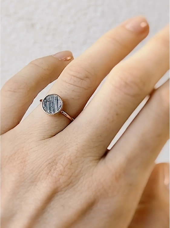 Unique engagement ring featuring a meteorite from Morasko