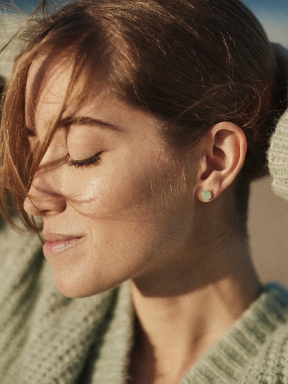 Delicate silver earrings with mint green chrysoprase – everyday styling