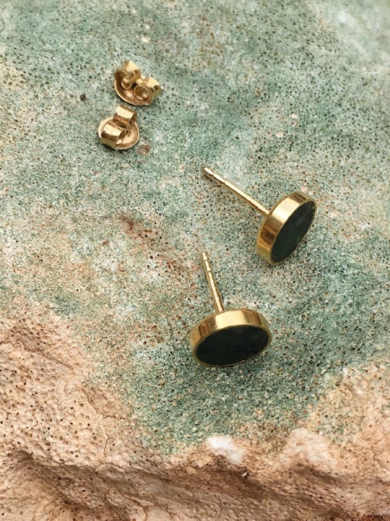 Minimalist gold stud earrings with deep green nephrite