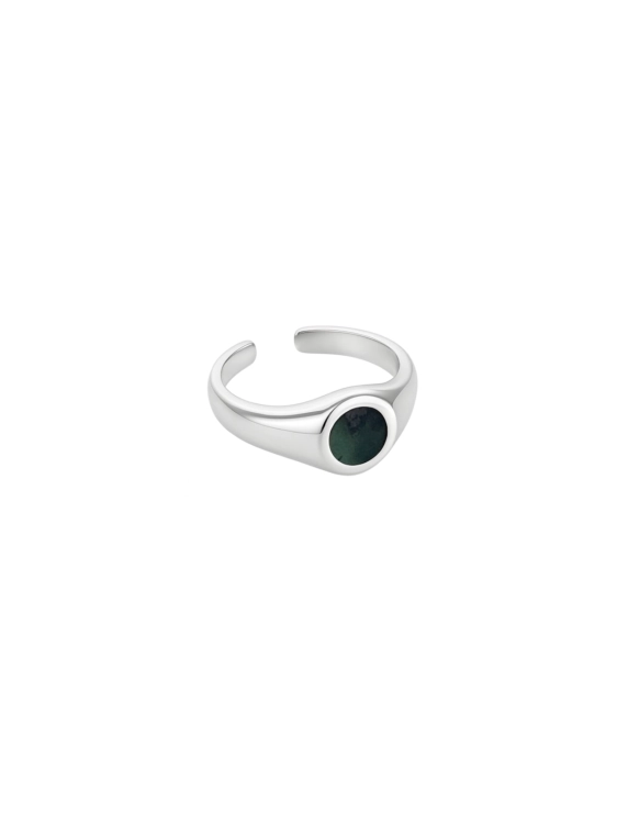 Sterling silver signet ring with nephrite jade