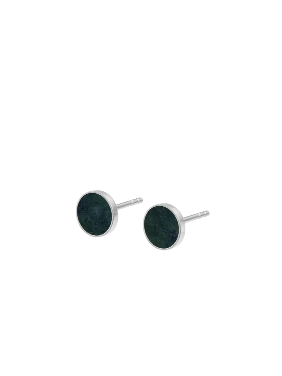 A pair of silver nephrite stud earrings featuring a 7 mm round stone.